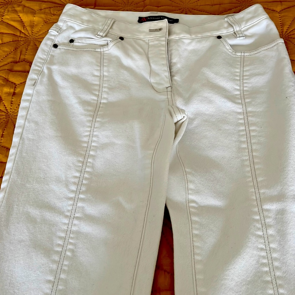 Adrienne Vittadini cropped jeans (part of 2 piece set)